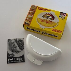 Perfect Omelet Microwave Egg Cooker As Seen On TV Retro Vintage Kitchen 1990’s